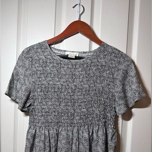 Small Size Black and White shirt